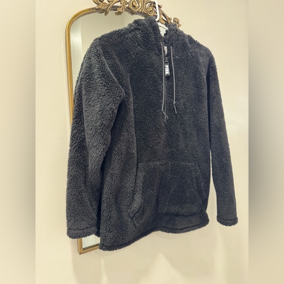 PINK Victoria's Secret Jackets & Blazers - PINK Victoria's Secret Black Fleece Jacket